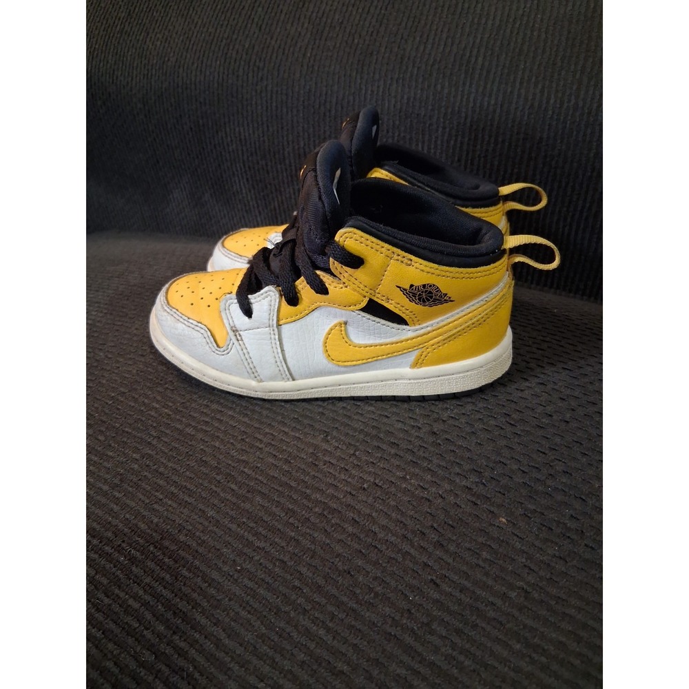 Nike Air Jordan 1 Mid University Gold 640735-170 Toddler Size 9C‎